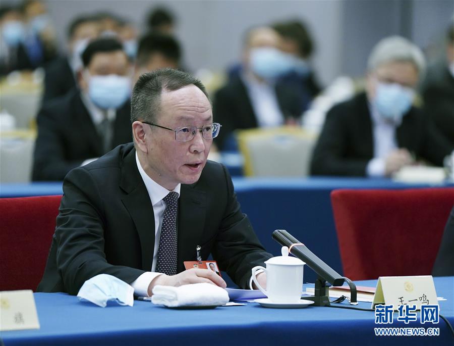 （新華全媒頭條·圖文互動）（7）從人民中汲取磅礴力量——習近平總書記同出席2020年全國兩會人大代表、政協(xié)委員共商國是紀實