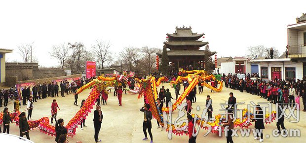彩排現(xiàn)場(chǎng)，巨龍的翻江倒海